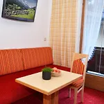 Affittacamere Gaestehaus Dorfbaeckerei 3*