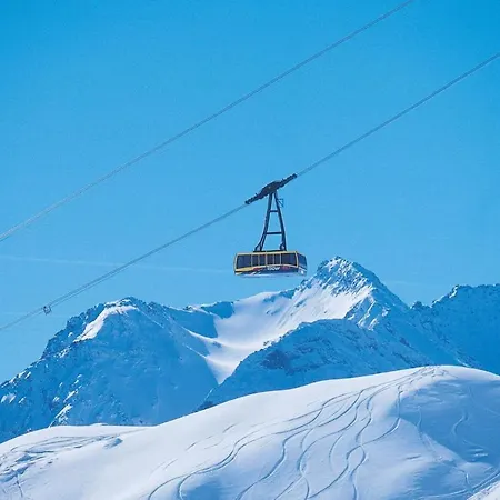 Гостьовий будинок Gaestehaus Dorfbaeckerei Тукс